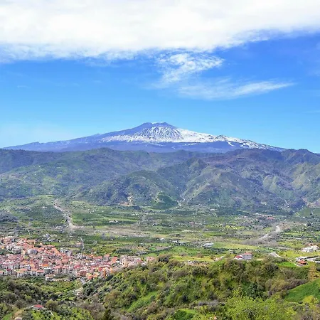 Holiday home Amazing In With Wifi Santa Venerina